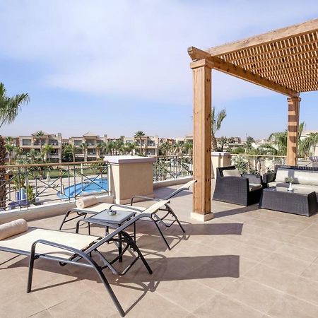 小威尼斯高尔夫杰斯酒店&度假村 艾因苏赫纳 外观 照片 Rooftop at the Hilton Sharm El Sheikh