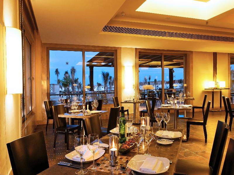 小威尼斯高尔夫杰斯酒店&度假村 艾因苏赫纳 外观 照片 The restaurant