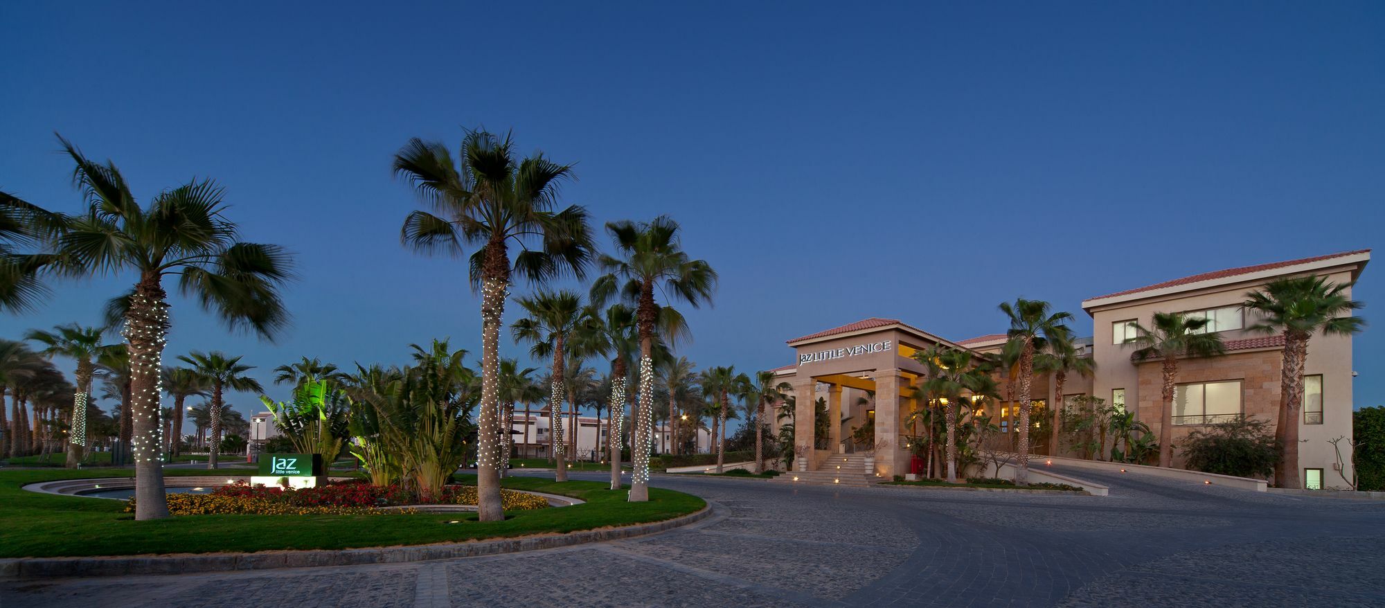 小威尼斯高尔夫杰斯酒店&度假村 艾因苏赫纳 外观 照片 Royal Mirage Hotel, Dubai